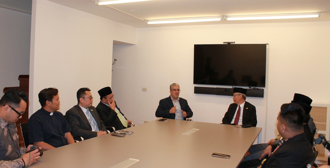 Delegazione della Muhammadiyah University di Yogyakarta visita il PISAI